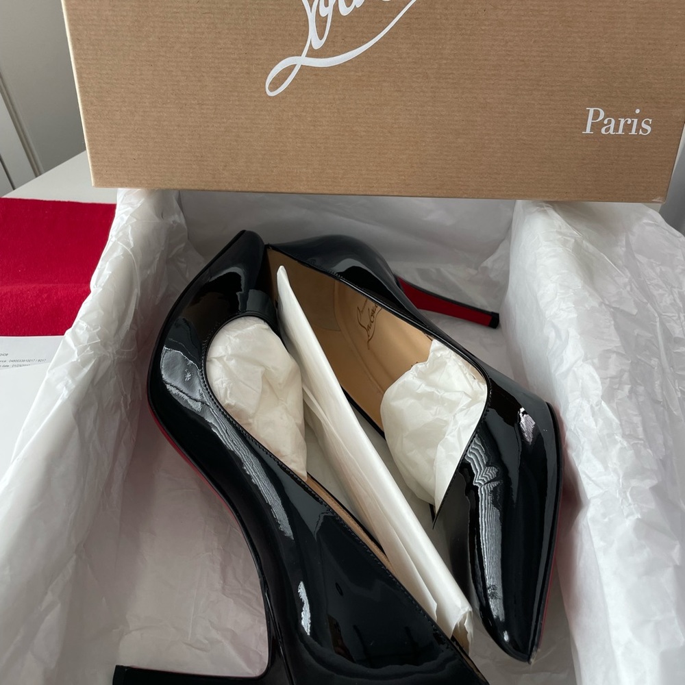 ❌SOLD❌Christian Louboutin Pigalle 85 Black Patent Leather 39.5